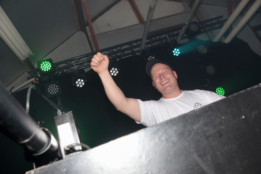 ../Images/Feest zonder naam 2019 197.jpg